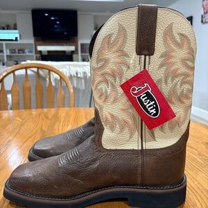 Men’s work boots